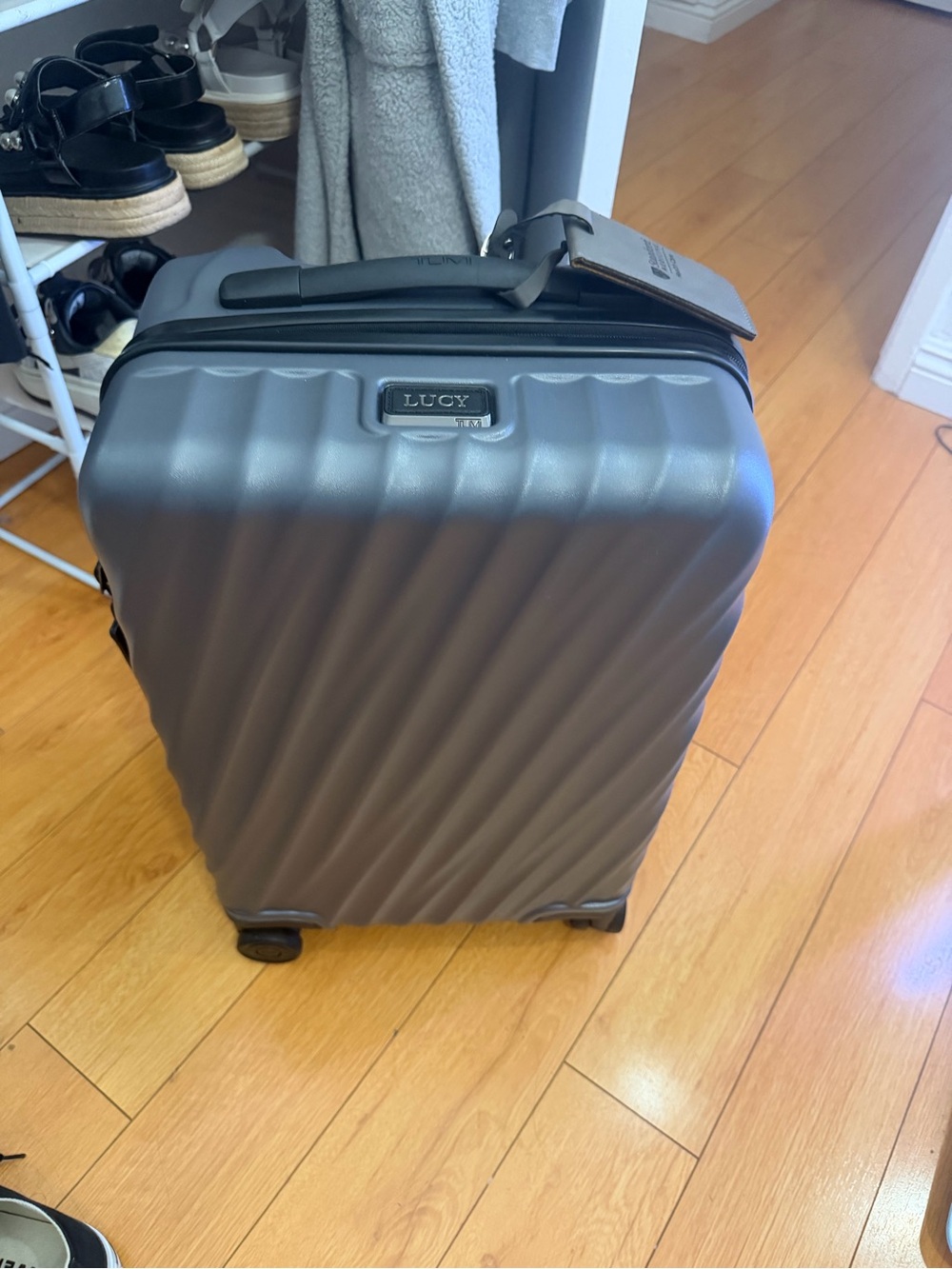 TumI Like new used 1 time sellingg ASAP - Picture 7 of 13